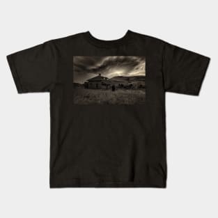 Abandoned Old House Approaching Storm Kids T-Shirt